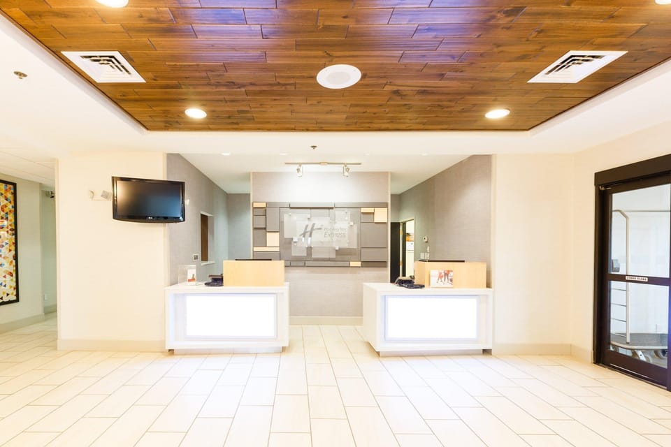Holiday Inn Express Shelbyville By IHG Hotel in Shelbyville