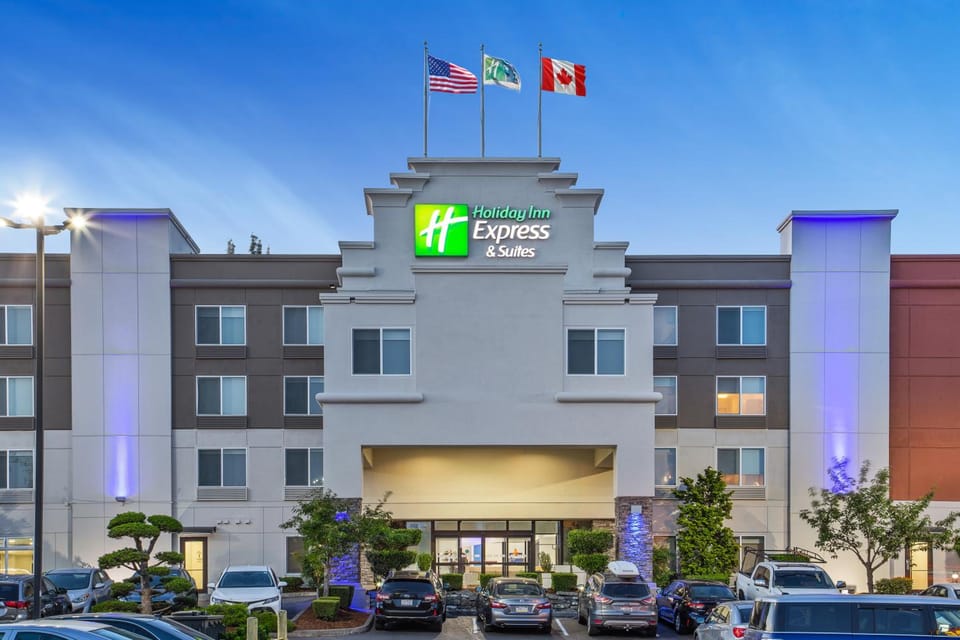 Holiday Inn Express Hotel & Suites Tacoma By IHG Hotel in Tacoma