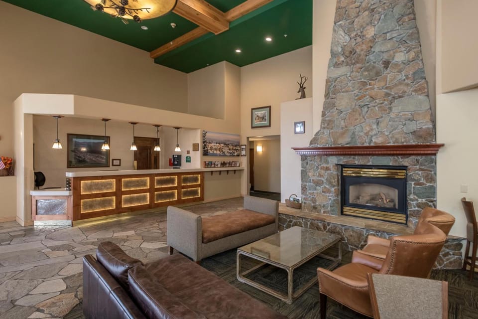 Truckee Donner Lodge Lodge in Truckee