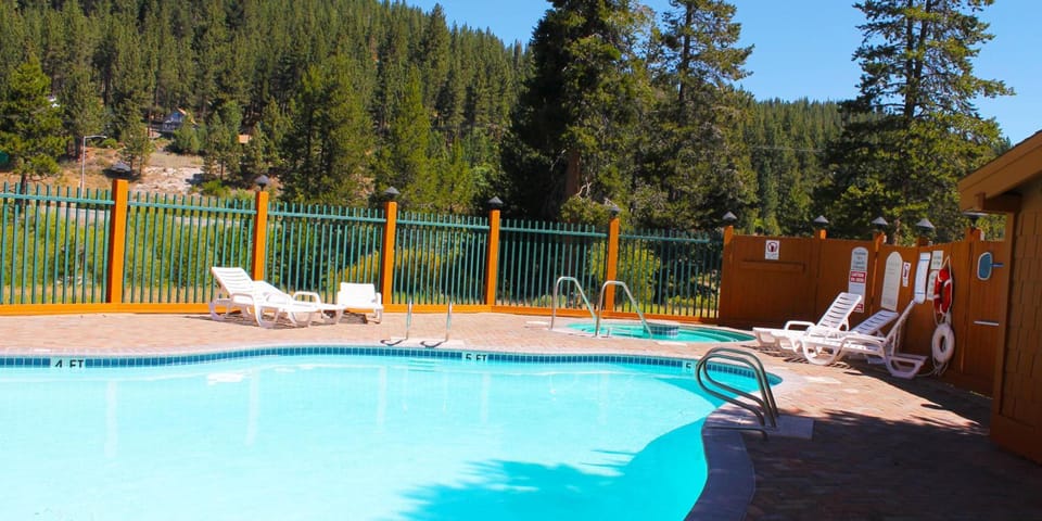 Truckee Donner Lodge Lodge in Truckee