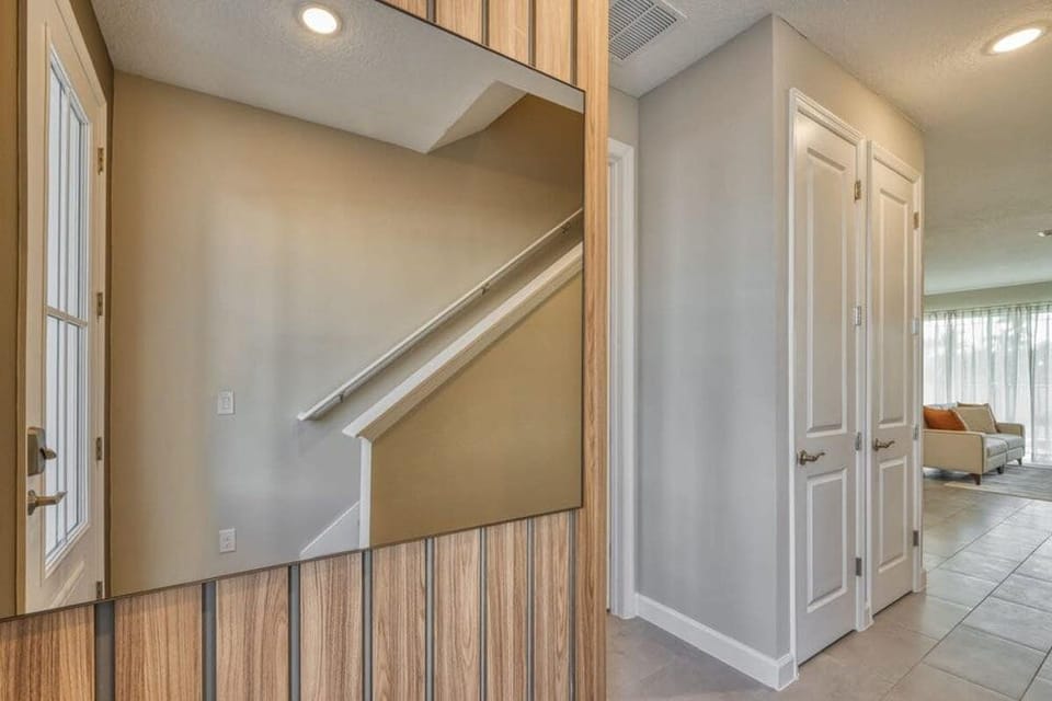Beautiful and Spacious Home for the Best Disney Vacation Hotel in Osceola County