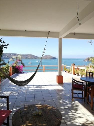 Bungalows pacificos Hotel in Zihuatanejo