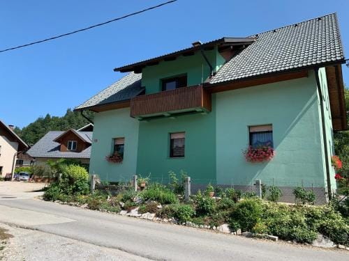 SOBE U SIRRC Hotel in Bled