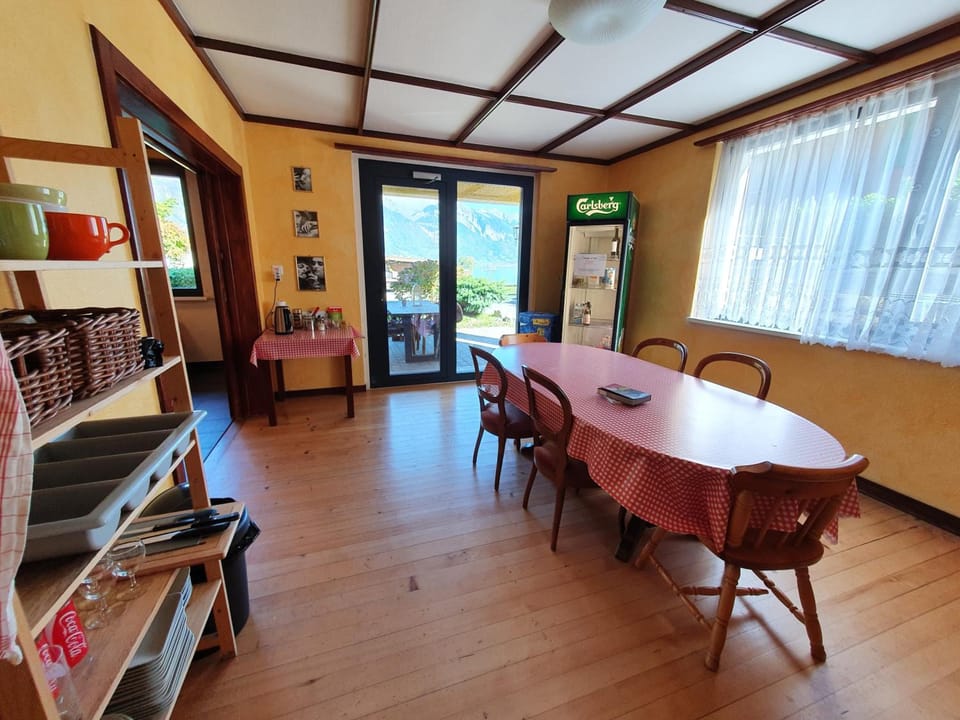 Shared lounge/TV area