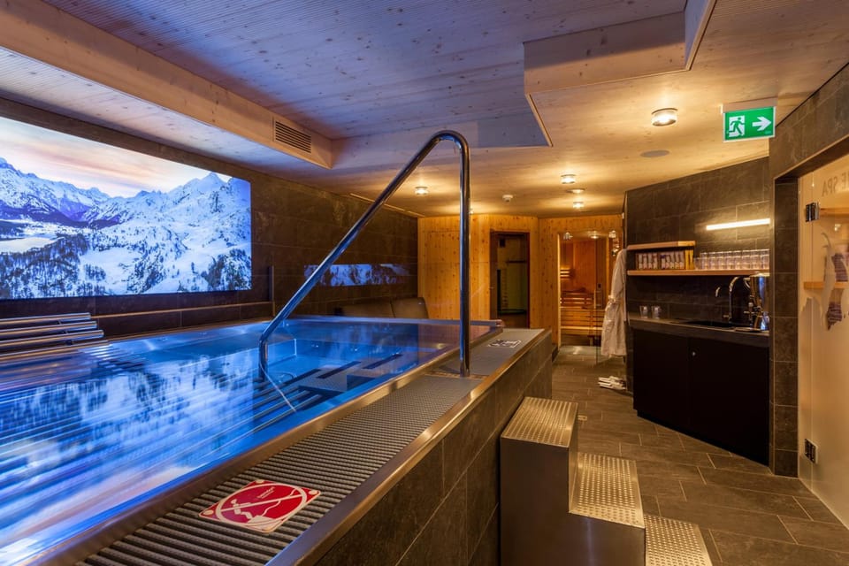 Hotel Waldhaus am See Hotel in Saint Moritz