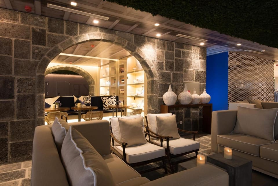 Bar/lounge