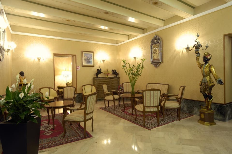 Albergo Basilea Hotel in Venice