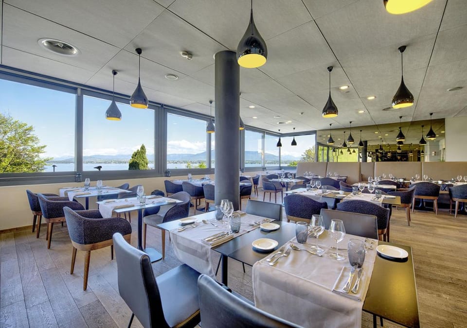 Lake Geneva Hotel Hotel in Canton of Geneva