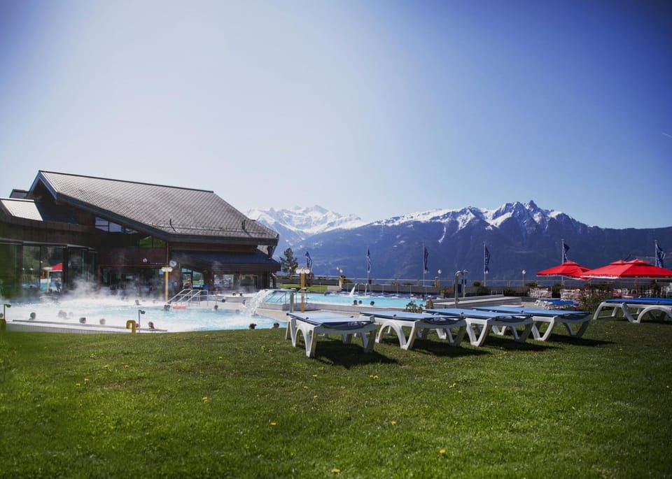 Hotel des Bains d'Ovronnaz Hotel in Canton of Vaud