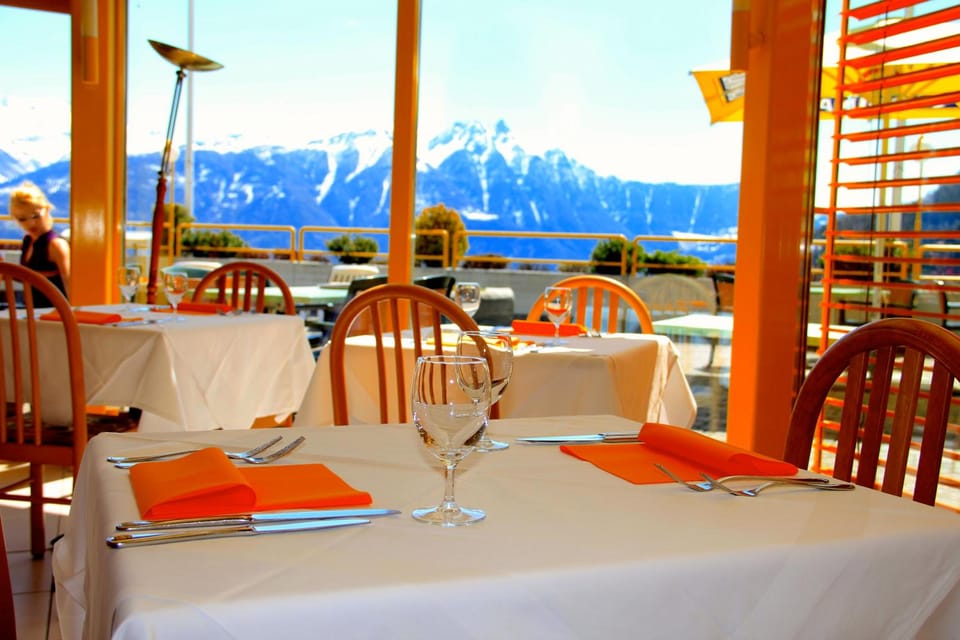Hotel des Bains d'Ovronnaz Hotel in Canton of Vaud