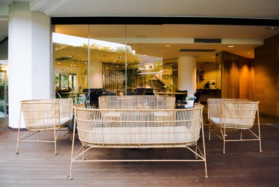 Bar/lounge