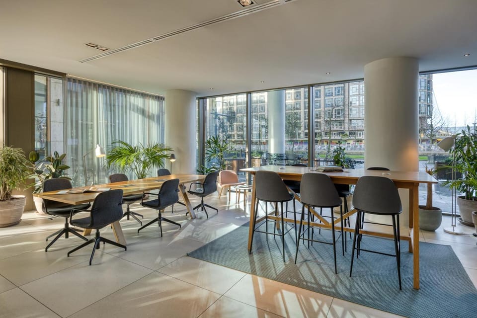 PREMIER SUITES PLUS Rotterdam Hotel in Rotterdam