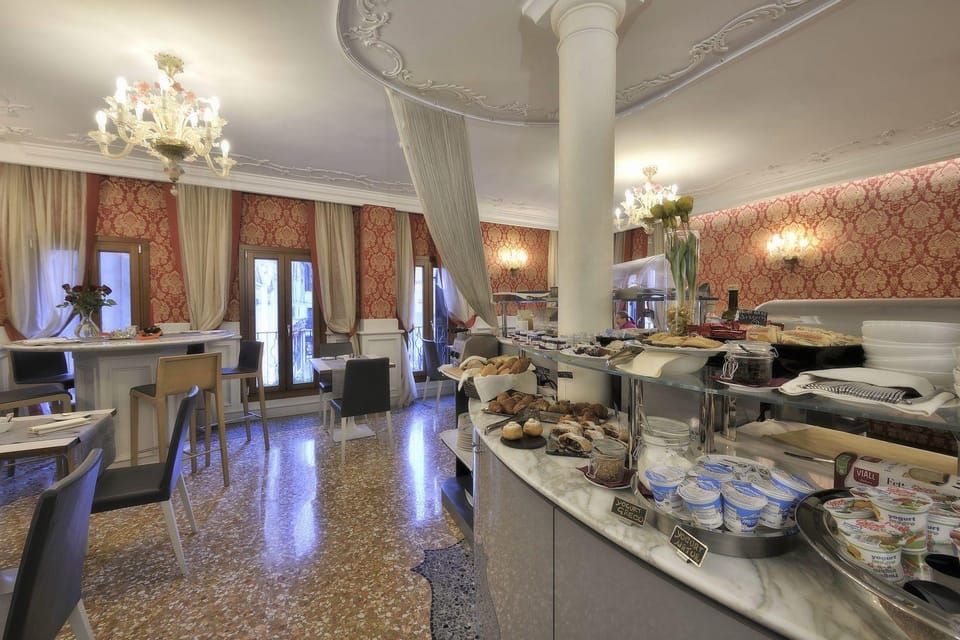 Al Theatro Palace Hotel in San Marco