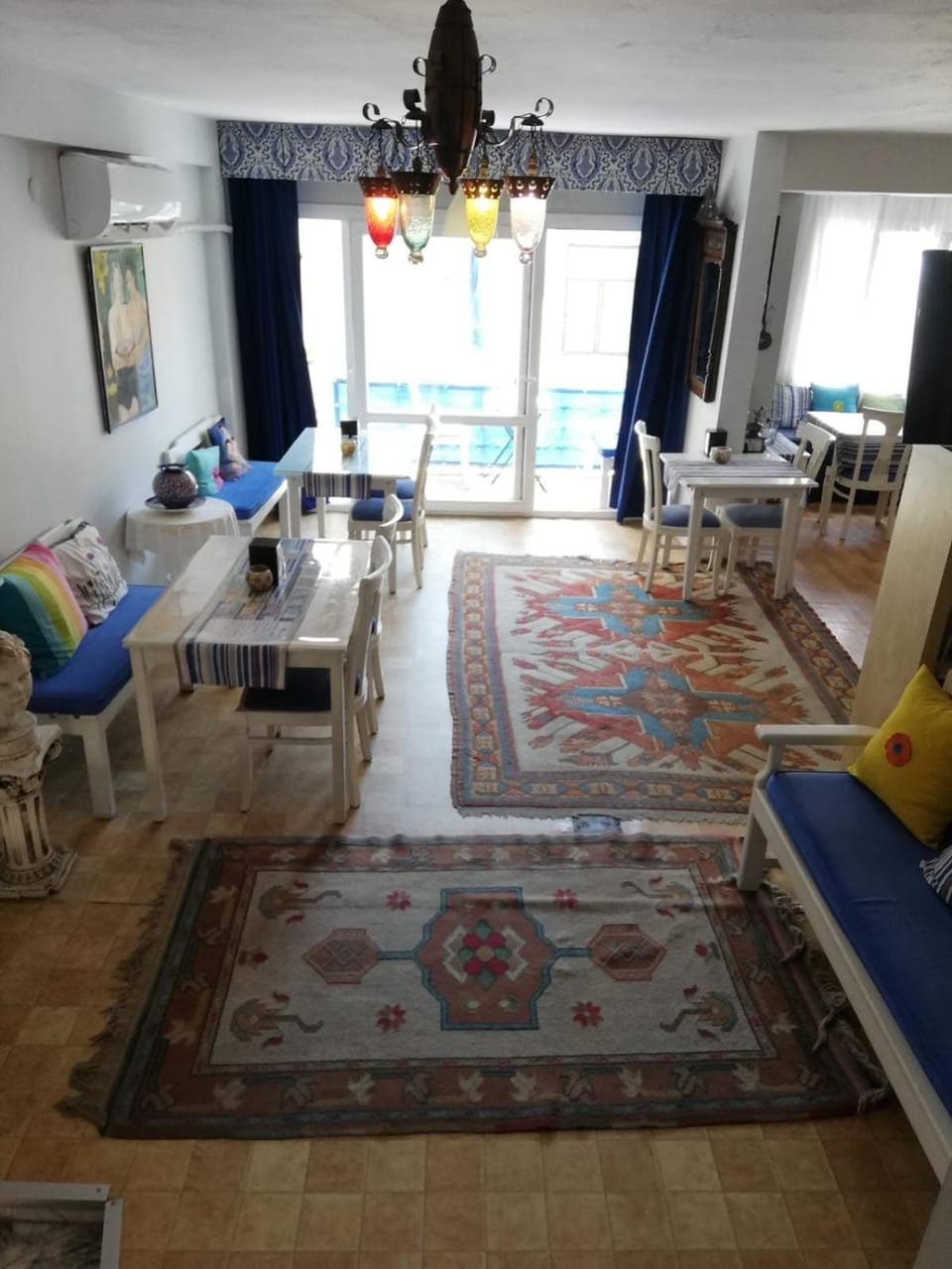 Bar/lounge