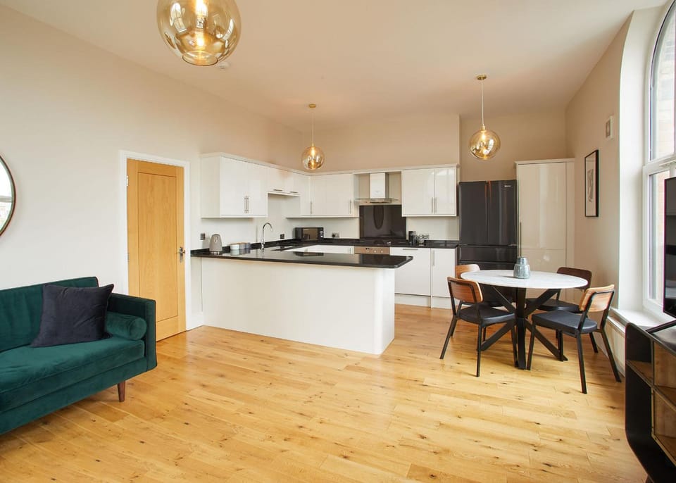 Host & Stay - Artsbank Apartment Hotel in Saltburn