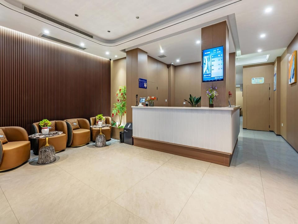 Qingcheng Hotel - Hongkou Soccer Stadium Tongji University Branch Hotel in Shanghai