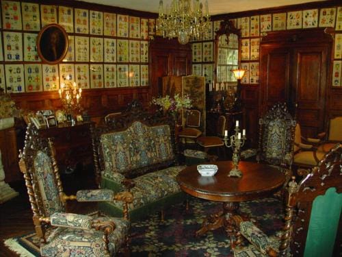 Chateau De Courbelimagne, Raulhac Hotel in Auvergne-Rhône-Alpes