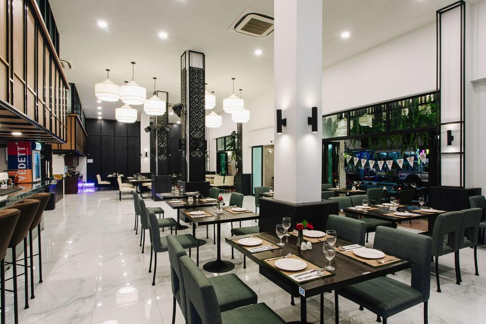 The Experience Walking Street Chiang Mai Hotel in Chiang Mai
