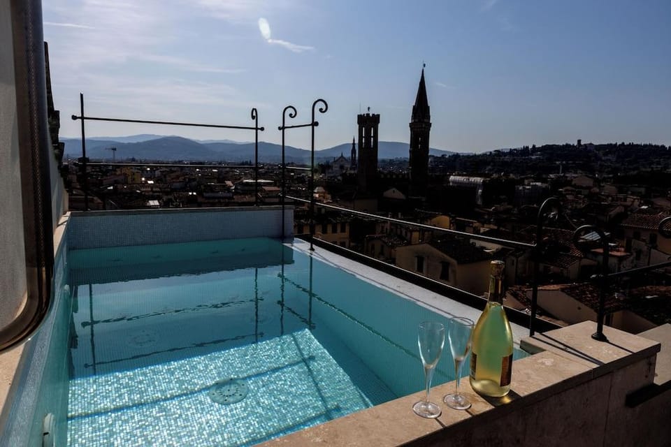 Donati Luxury Tower Suites Hotel in Florence