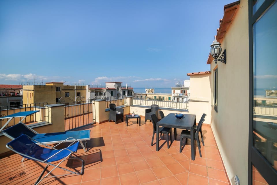 Flowers apartments & rooms Hotel in Campania
