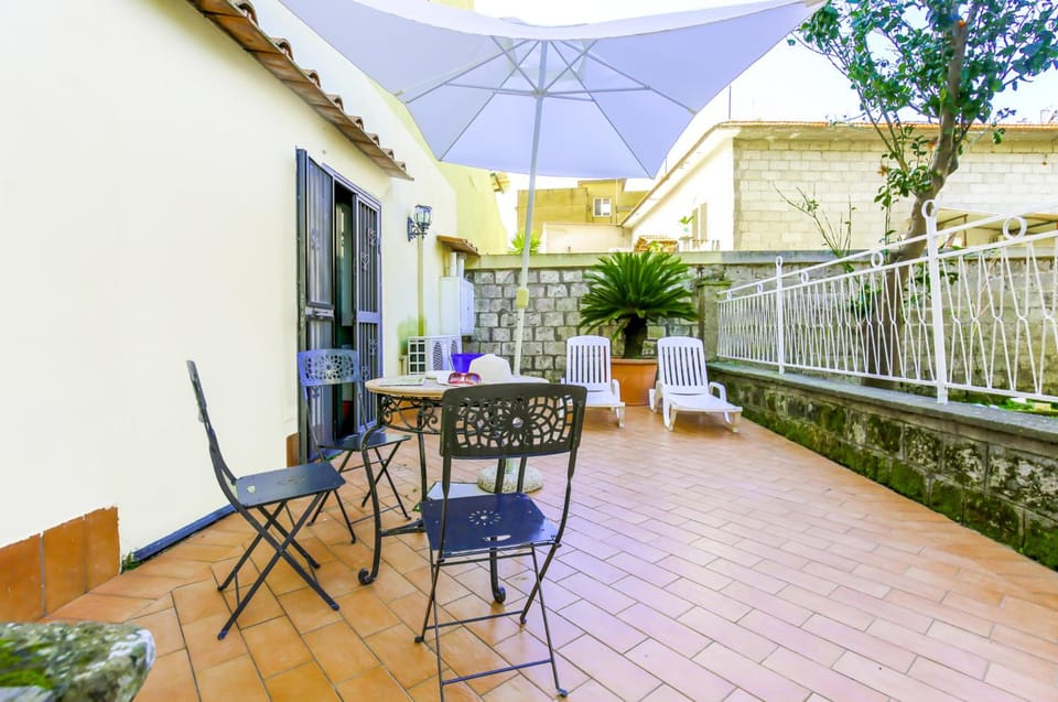 Flowers apartments & rooms Hotel in Campania
