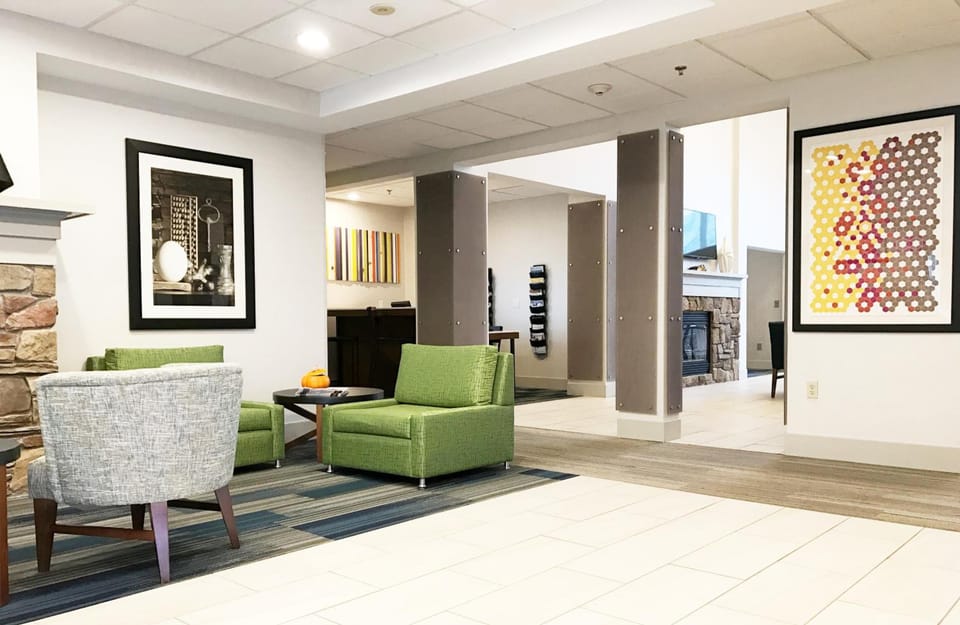 Holiday Inn Express Hotel & Suites White River Junction By IHG Hotel in Hartford
