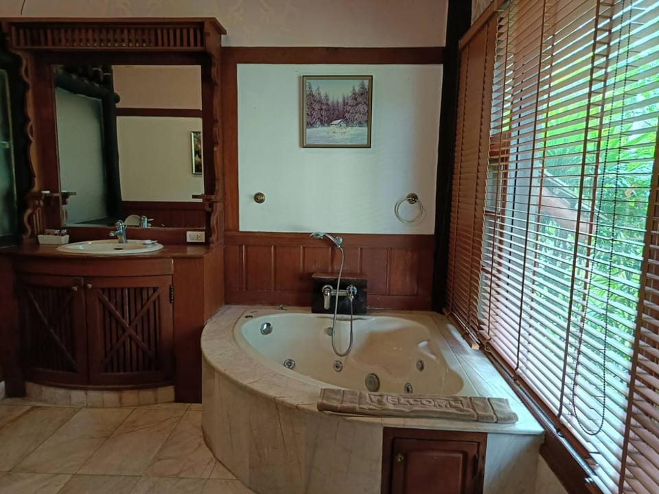 Baan Chom Doi Resort Hotel in Thailand
