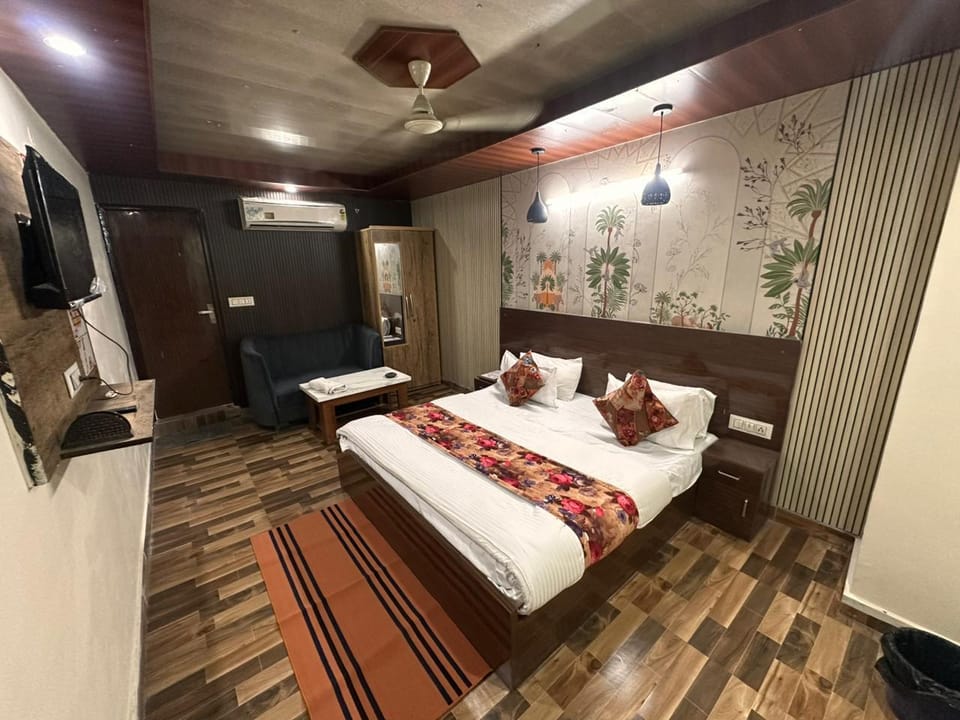 Hotel Red Valvet Hotel in Haryana