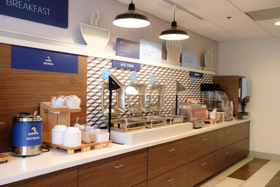 Holiday Inn Express & Suites Davis - University Area By IHG Hotel in Davis