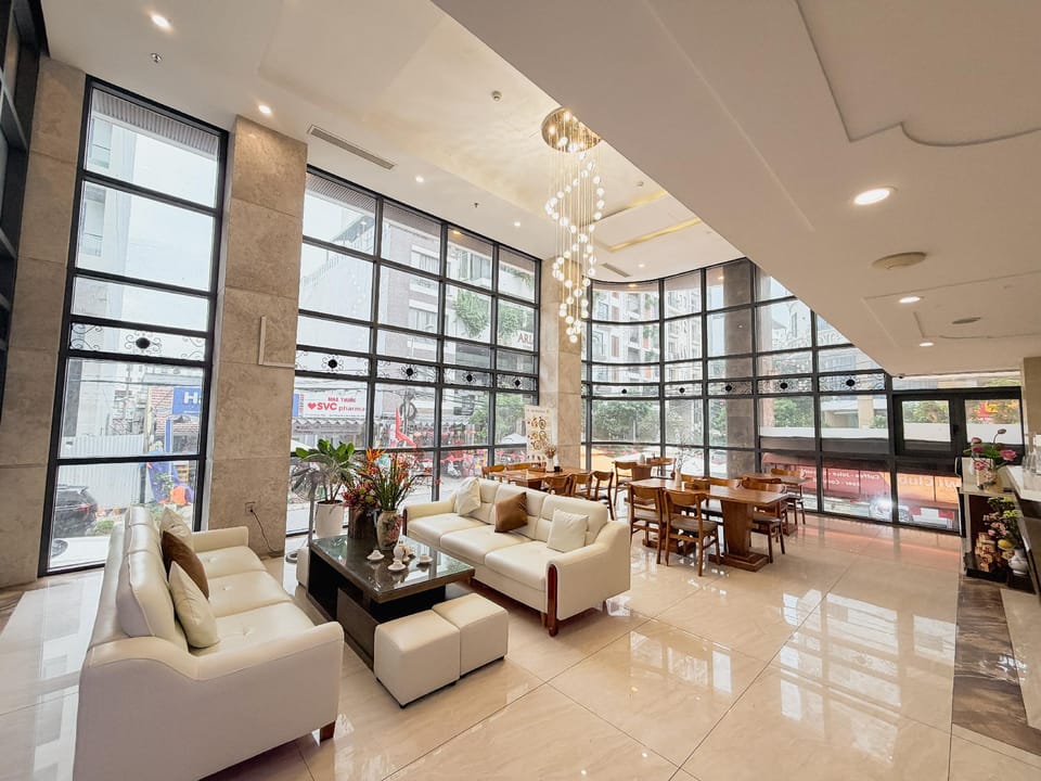 Kiwi Beachside Hotel & Cafe Da Nang Hotel in Da Nang