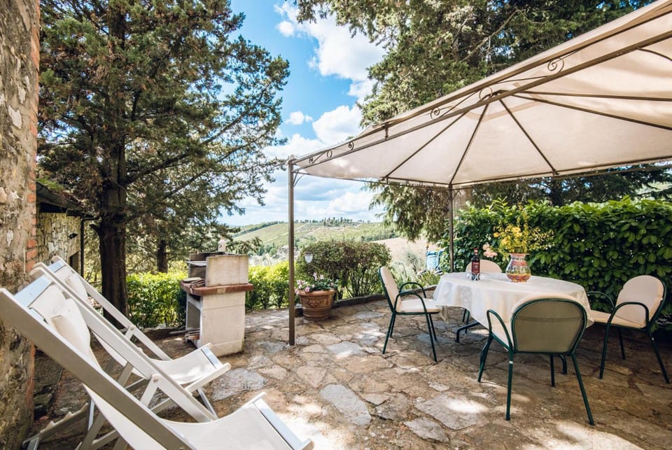 Agriturismo La Ferrozzola Hotel in Castellina in Chianti