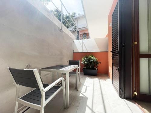 Sunny House - De Vivo Realty Sorrento Hotel in Priora