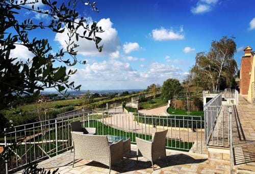 Cape House Hotel in Lazio