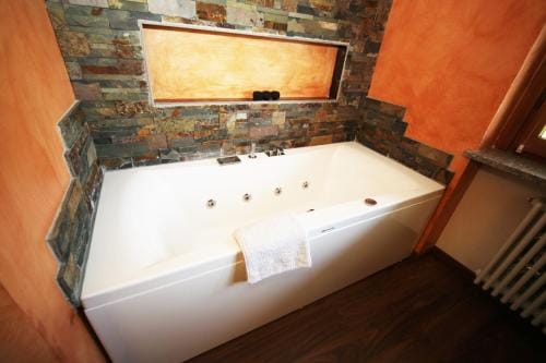 Sunshine-bnb Hotel in Aosta