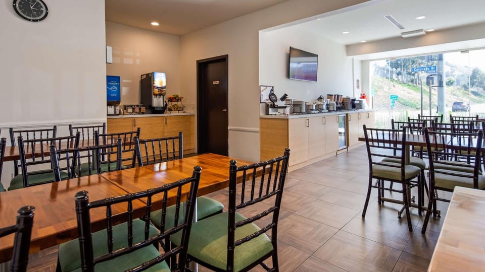 Best Western Plus Glendale Hotel in Eagle Rock