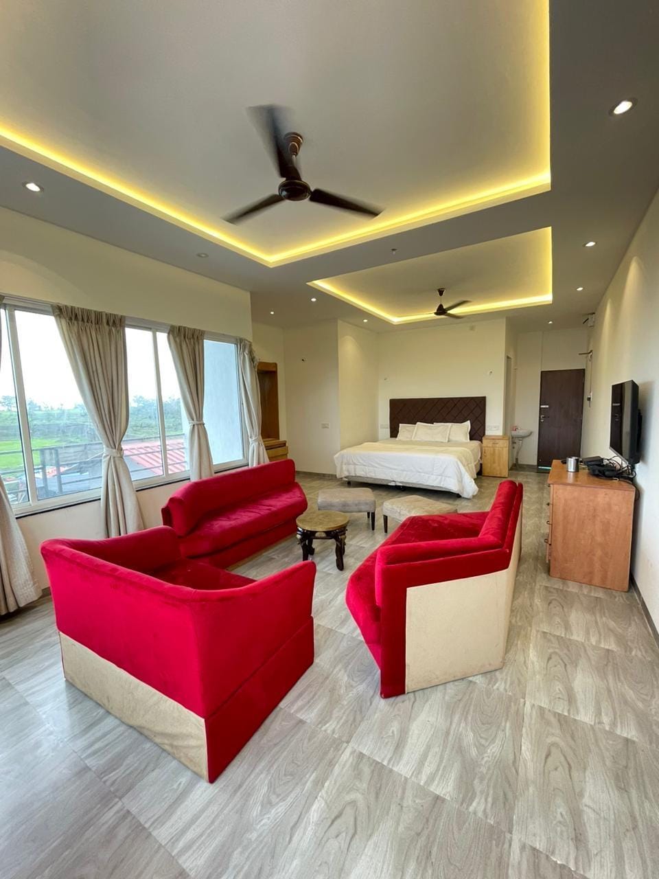 DREAM VALLEY RESORT AND CAFE Resort in Maharashtra