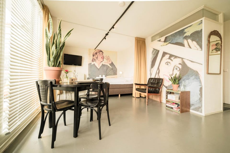 Pink Flamingo Boutique Hostel Hostel in The Hague