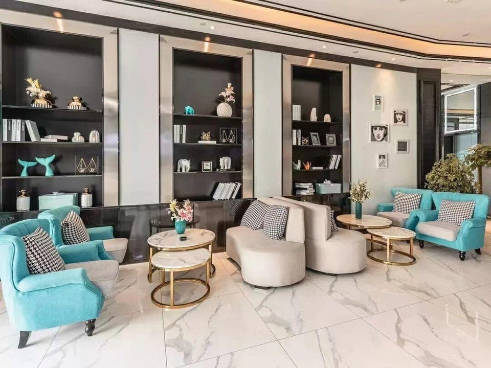 Xana Hotelle·Xinghua Passenger Terminal RT-Mart Hotel in Jiangsu