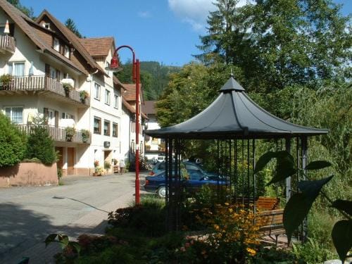 Adieu Alltag: Pension Oesterle im Schwarzwald Hotel in Forbach
