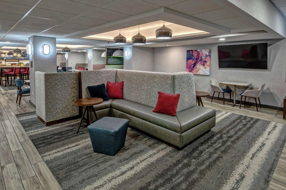 Hampton Inn by Hilton New Albany Hotel in New Albany