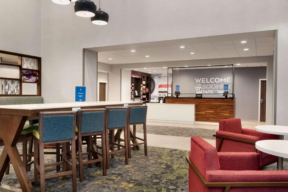 Hampton Inn & Suites Norman Conference Center Area Hotel in Norman
