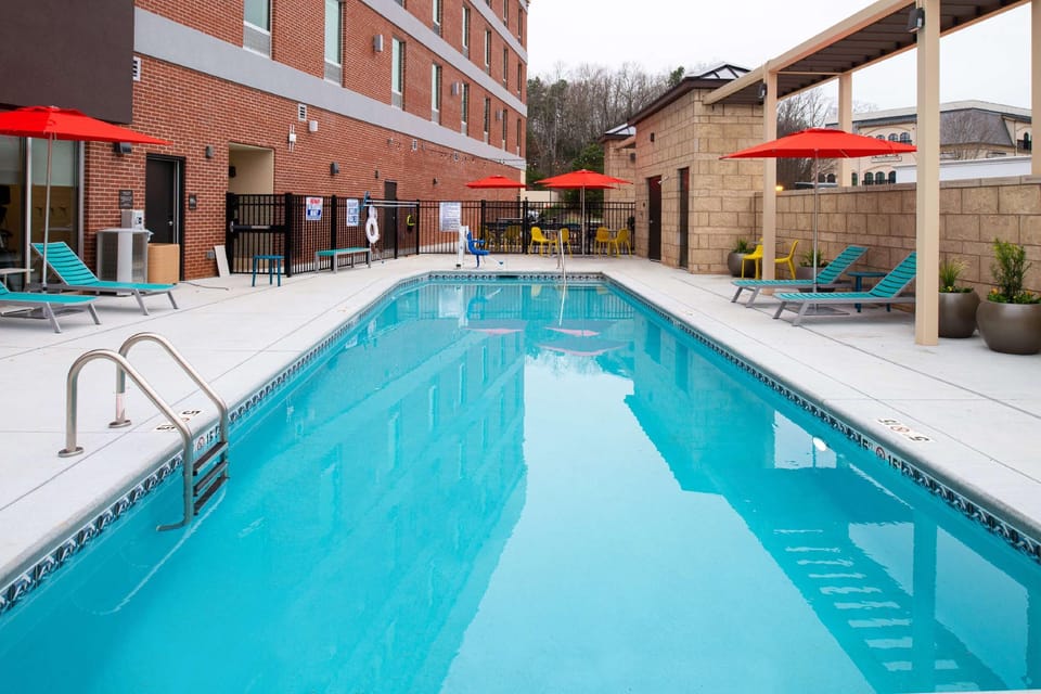 Home2 Suites by Hilton Charlotte Mooresville Hotel in Mooresville