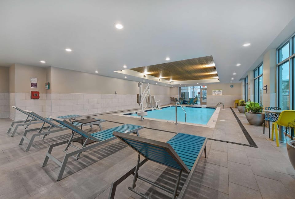 Home2 Suites by Hilton Memphis Wolfchase Galleria Hotel in Bartlett