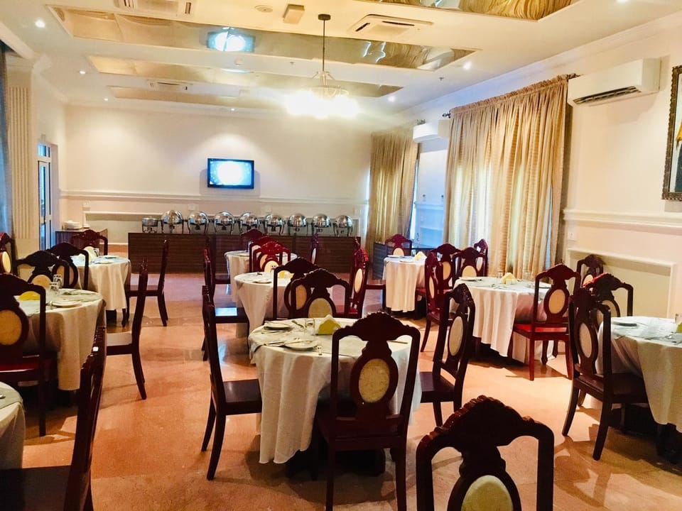 Peninsula Hotel & Towers Hotel in Lagos
