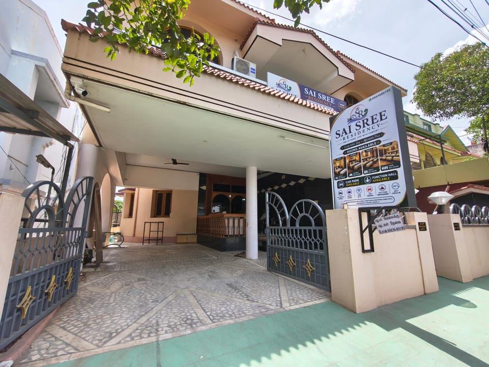 SAI SREE RESIDENCY  Lodge in Tamil Nadu