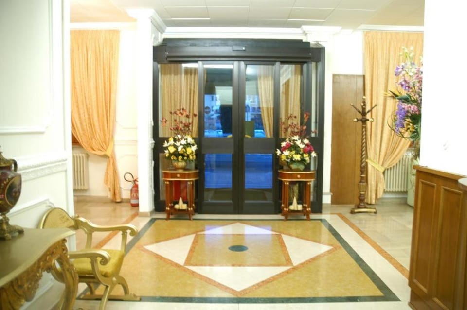 Hotel Flowers Hotel in Montecatini Terme