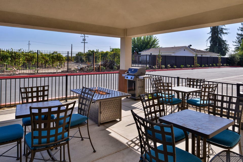 CANDLEWOOD SUITES - LODI By IHG Hotel in Lodi