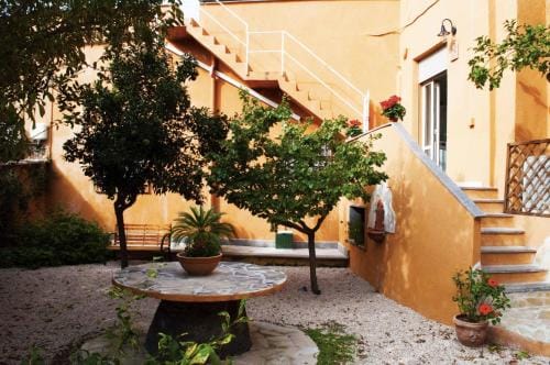 Il Giardinetto Guest House Hotel in Civitavecchia