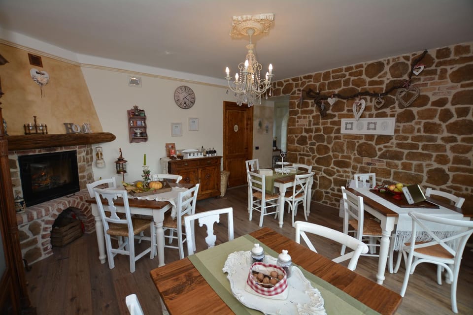 Il Poggio di Maro' Hotel in Liguria