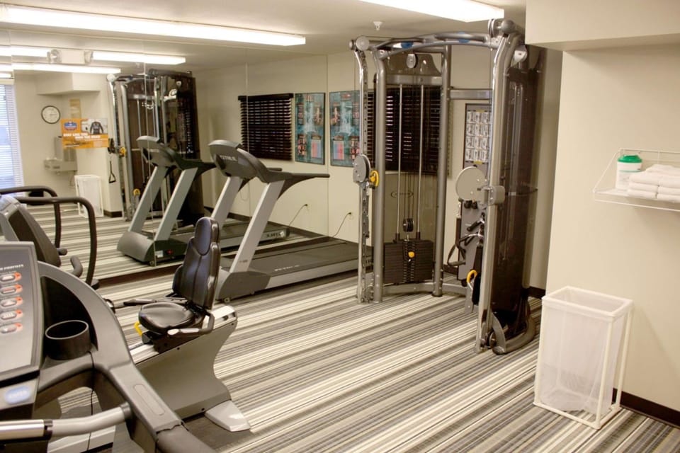 Sonesta Simply Suites Phoenix Glendale Hotel in Phoenix